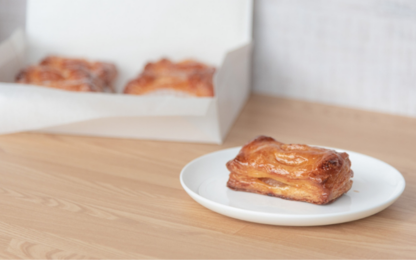 8種類の味と6種類のサイズから選べる手作りパイ